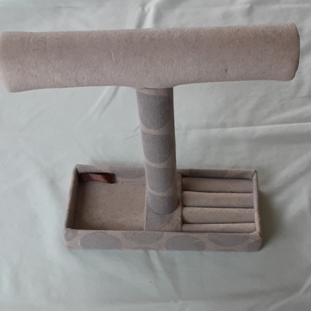 Jewelry Stand